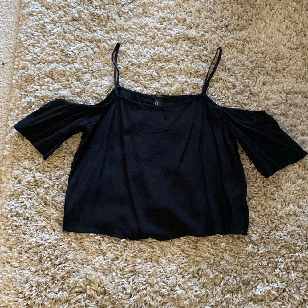 Forever 21 size small black top